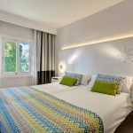 053CE7A732A84D5620684AD1A5E6E2DE