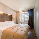 555B01B7504F09A4A661C82DE4267E1E