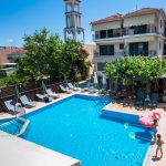 5F53B468653072BF785D82DEE1D5CC0D