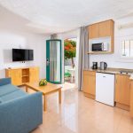 83D68FF93EB0E525D29BC692F8B00953