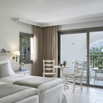 A59A05BB670C01EAC6A1C8D03D57BB8B